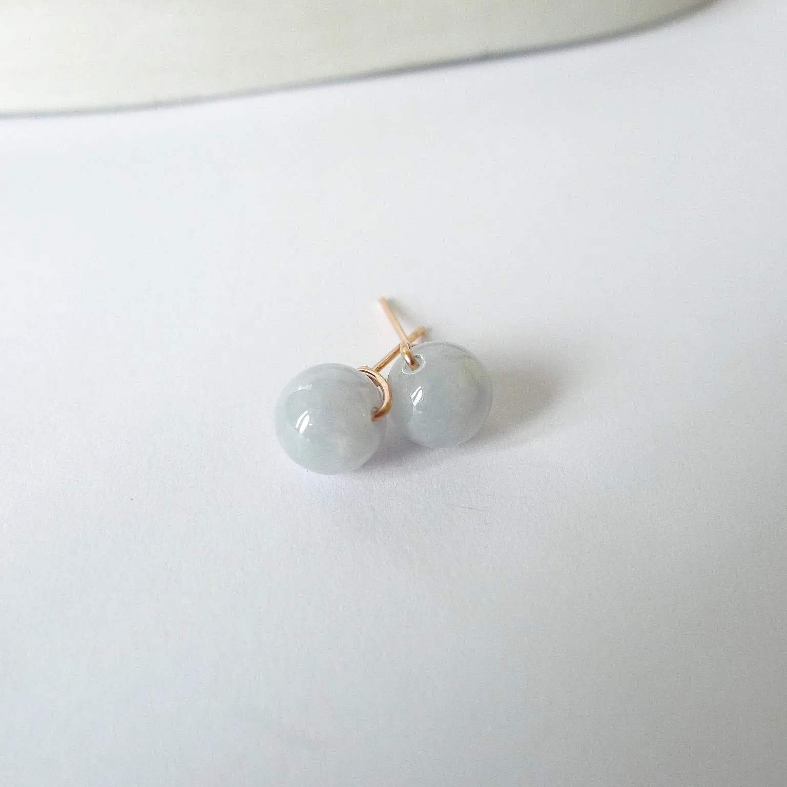 Bluish Lavender Jade Earstuds 8mm (Basic) / 14k Gold-filled