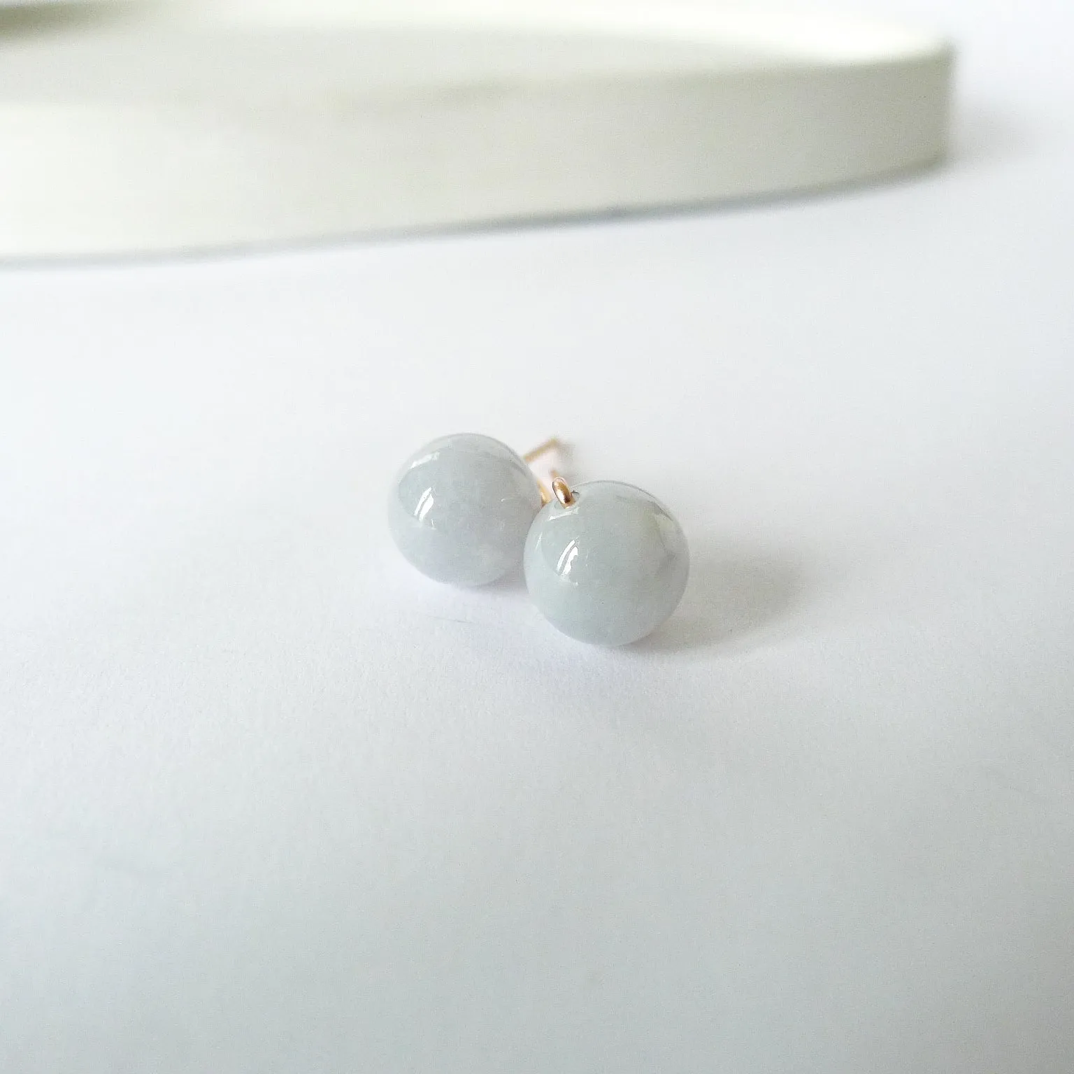 Bluish Lavender Jade Earstuds 8mm (Basic) / 14k Gold-filled