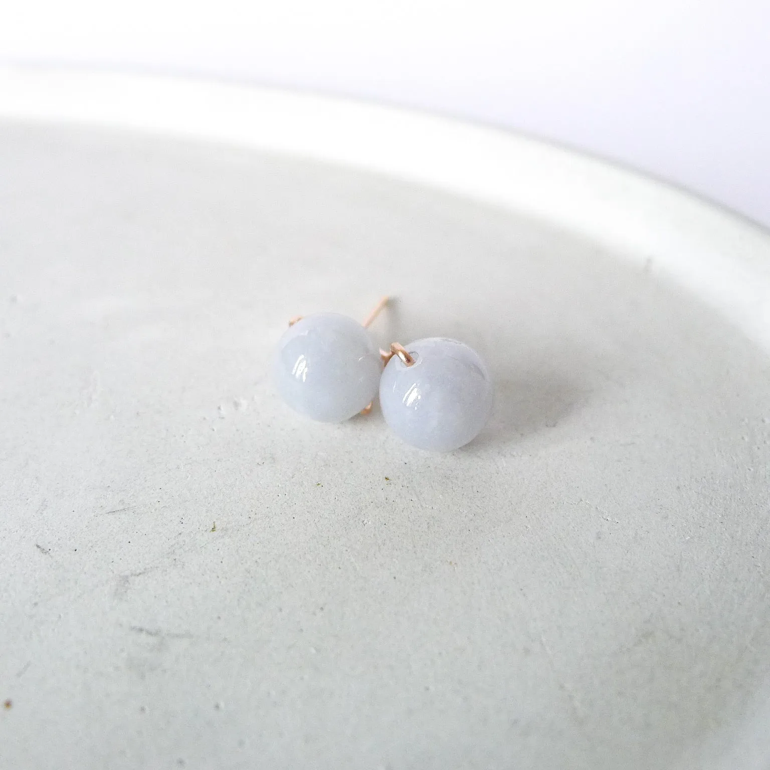 Bluish Lavender Jade Earstuds 8mm (Basic) / 14k Gold-filled